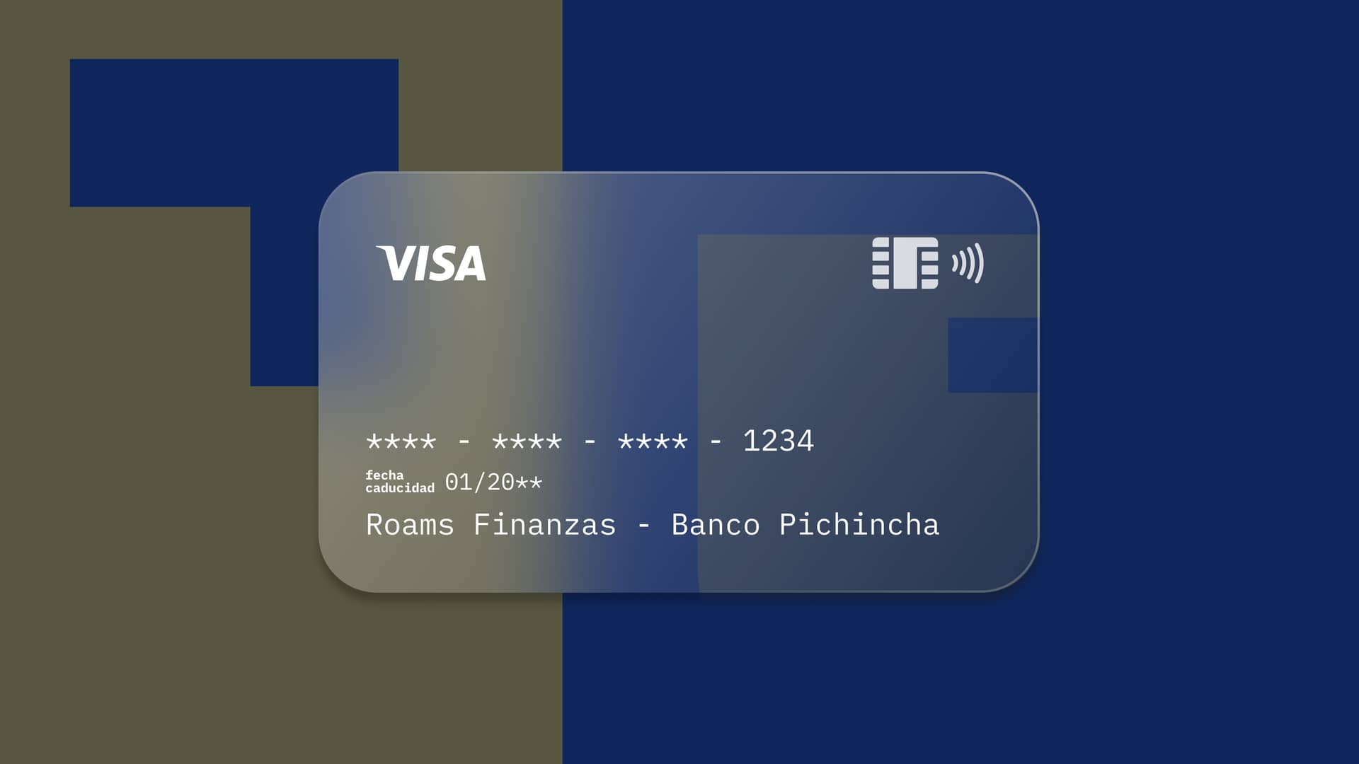 Mujer usando tarjeta de crédito de banco pichincha